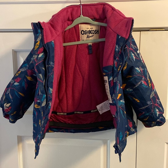 Oshkosh winter coat - Picture 2 of 6